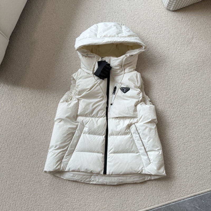 Pra*a down coat